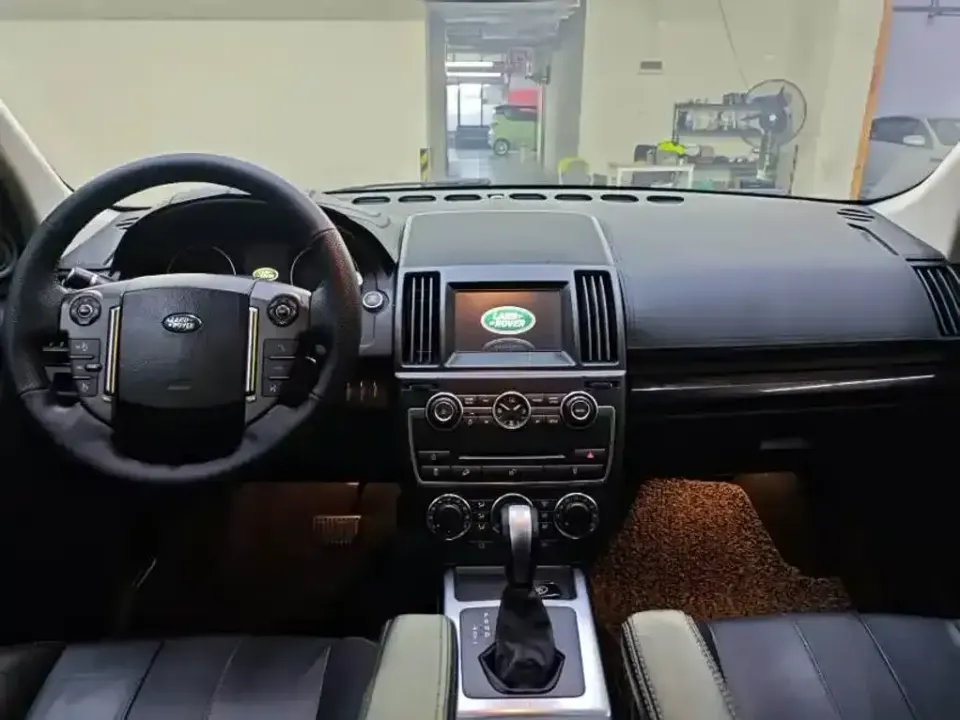 Land Rover Freelander 2