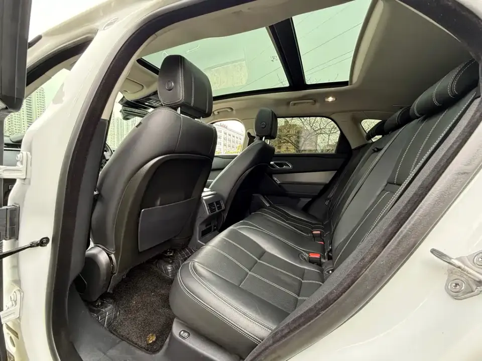Land Rover Velar