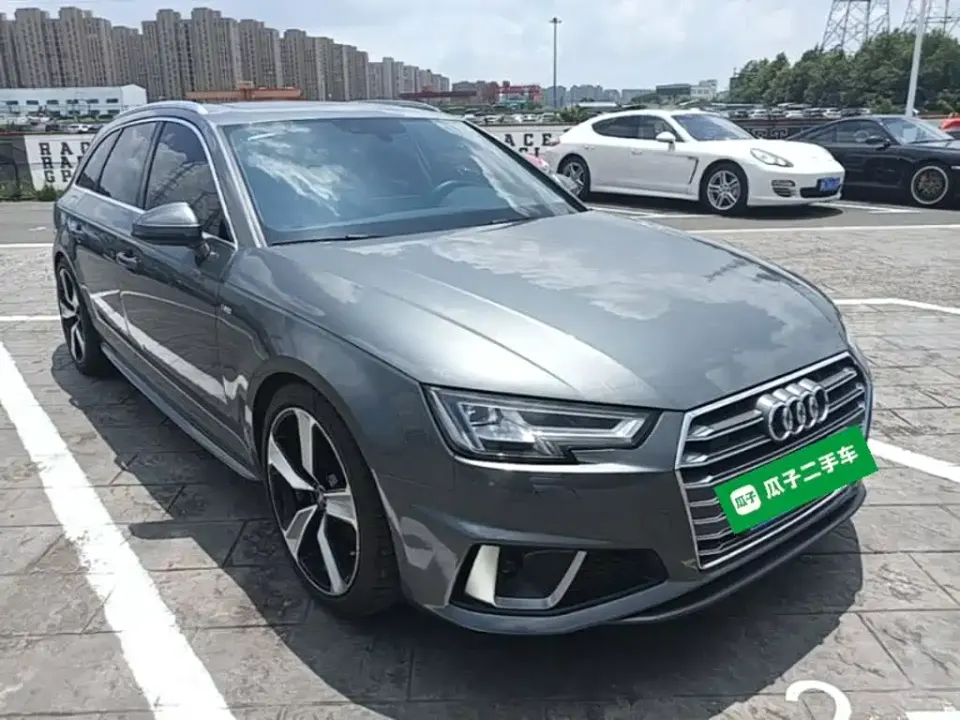 Audi A4 (Import)