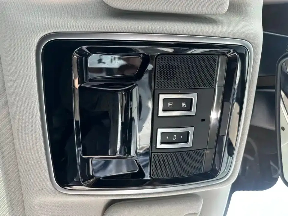 Land Rover Sport