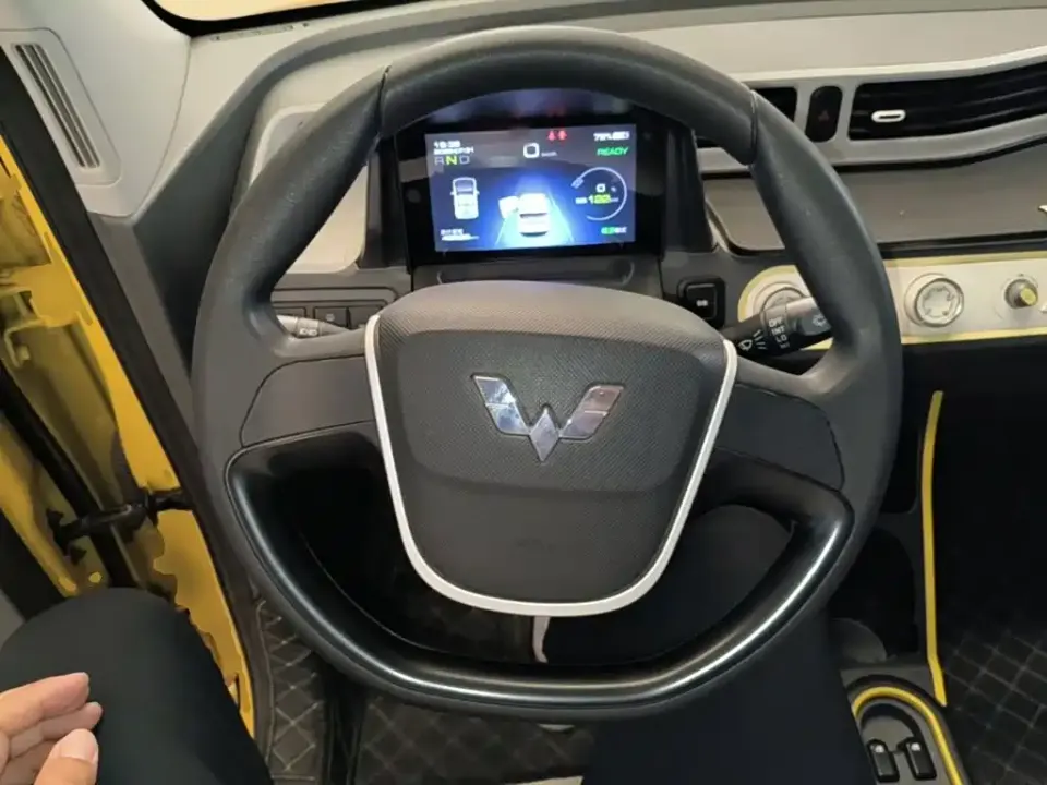 Wuling MINIEV