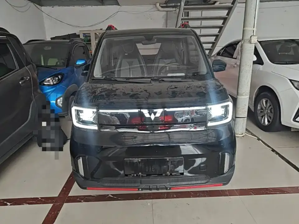 Wuling MINIEV