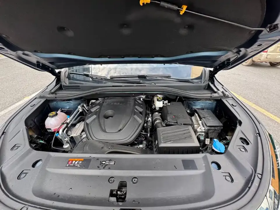 Geely Haoyue L