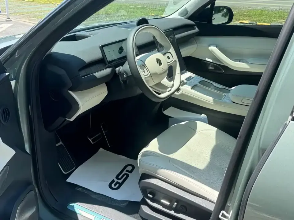 Nio ES7