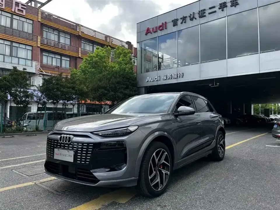 Audi Q6L e-tron