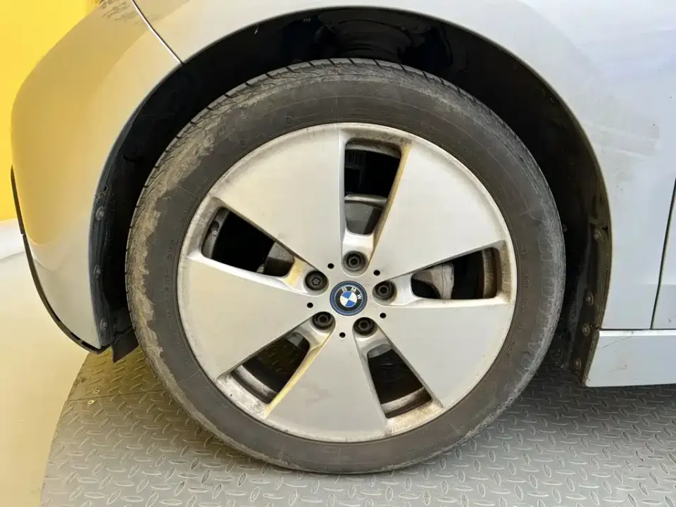BMW i3 (Import)