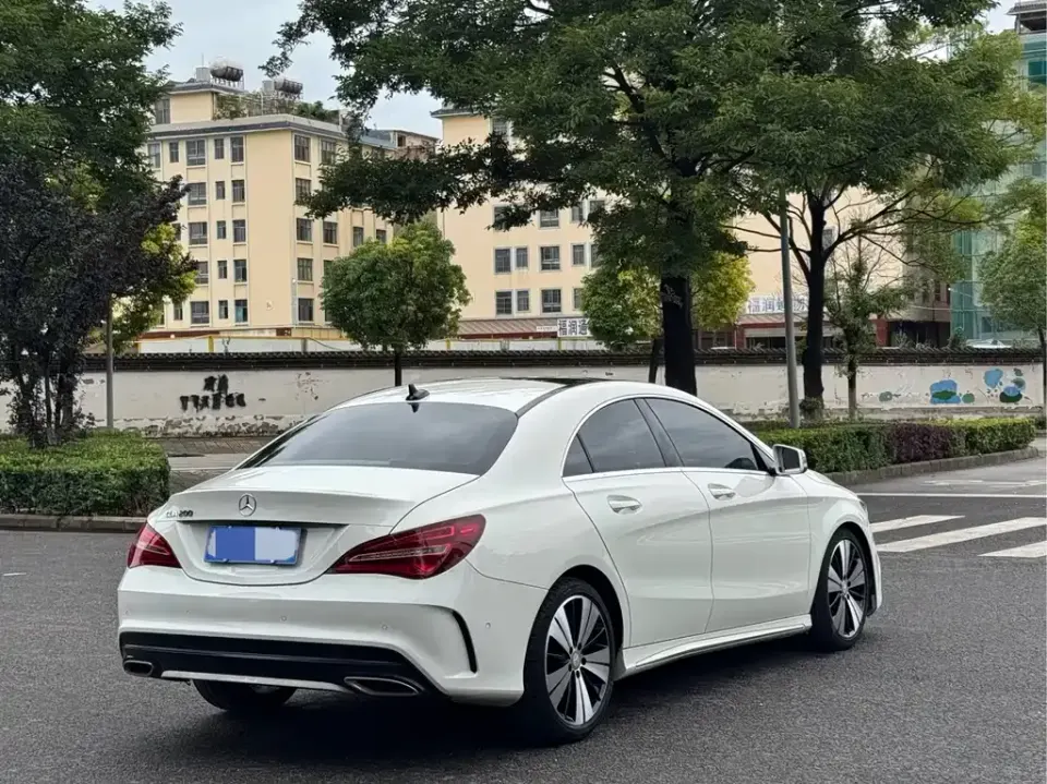 Mercedes-Benz CLA (Import)