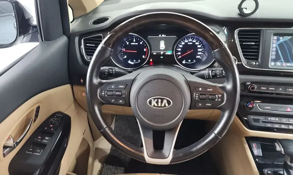 Kia Canival