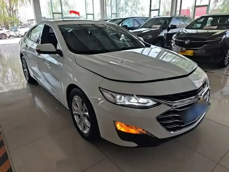 Chevrolet Malibu XL