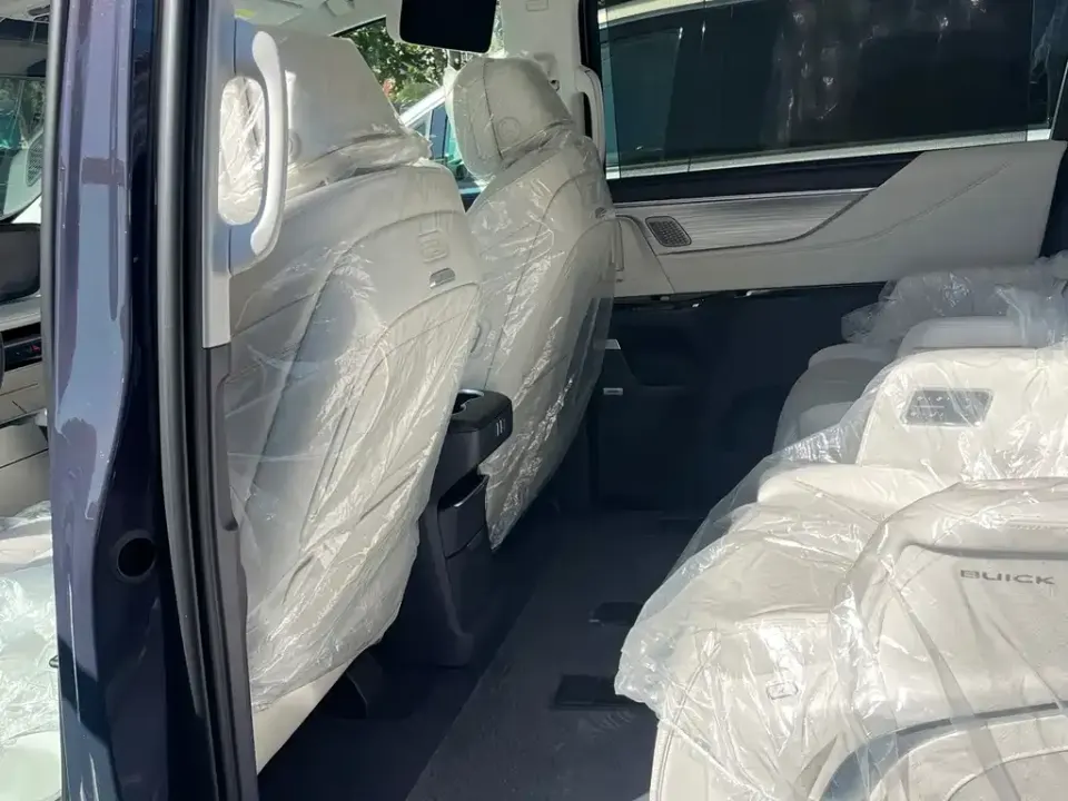 Buick GL8 Hybrid