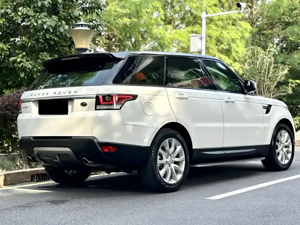Land Rover Sport
