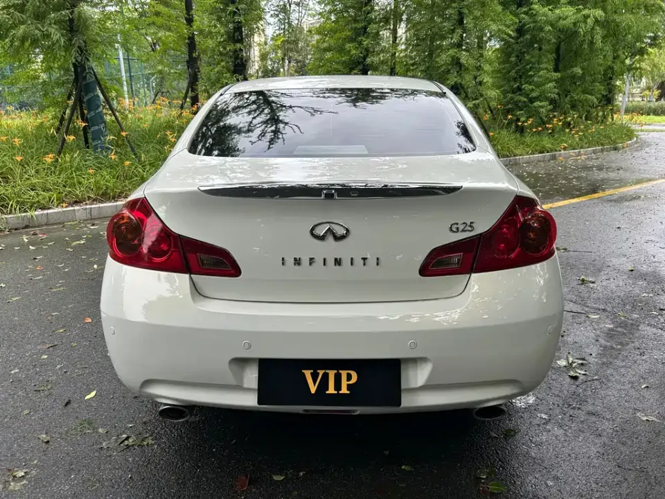 Infiniti G