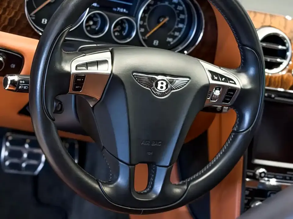 Bentley Flying Spur