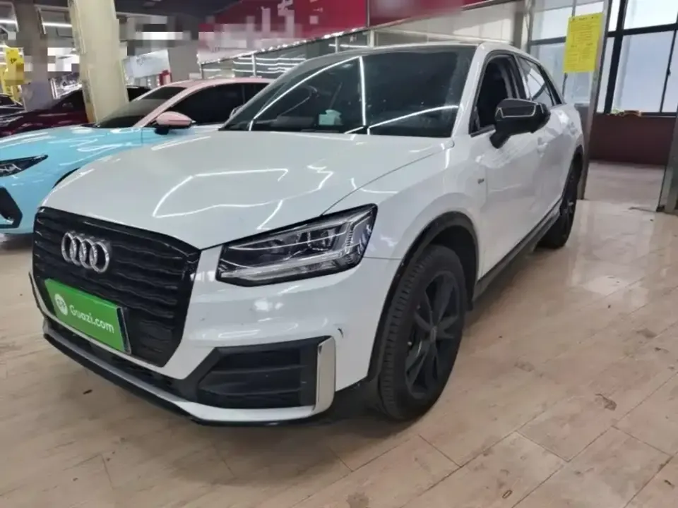 Audi Q2L
