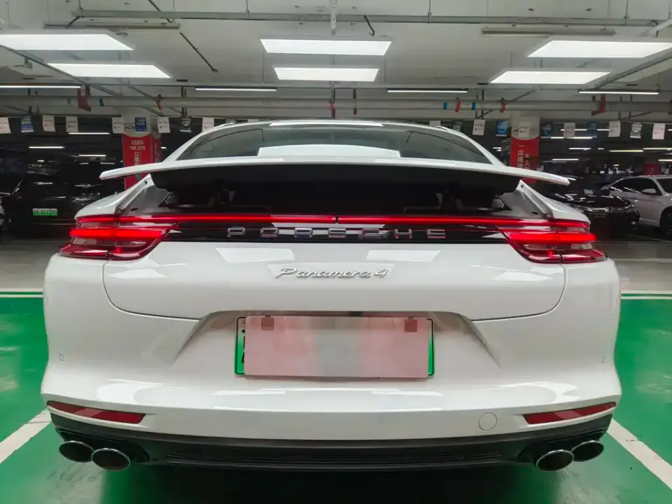 Porsche Panamera Hybrid