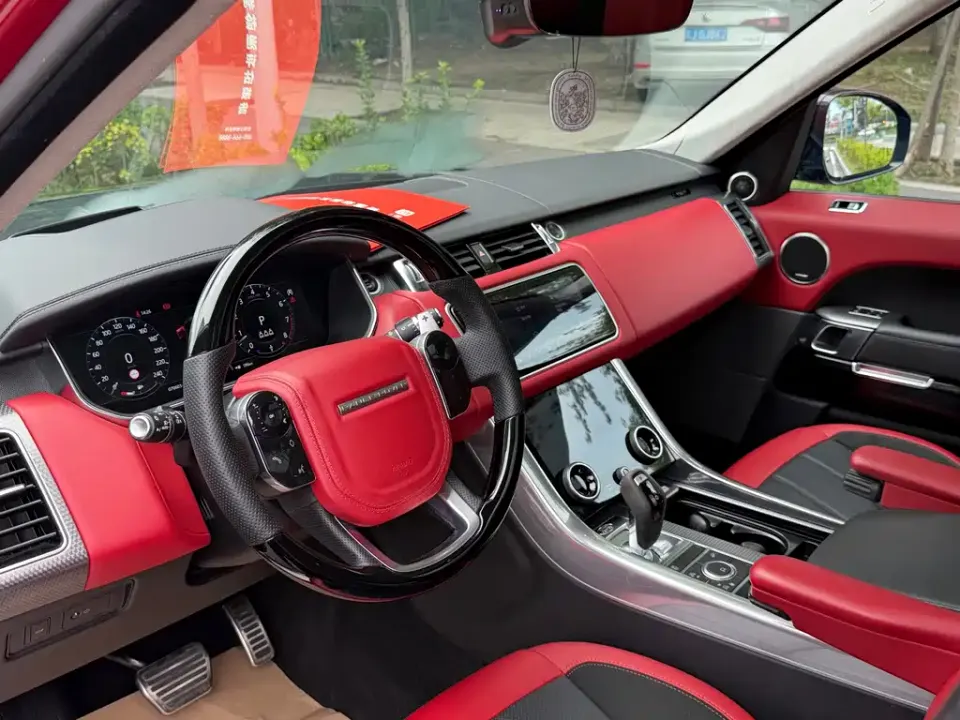 Land Rover Sport