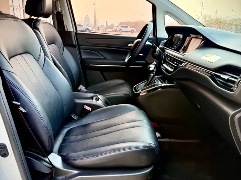 GAC Trumpchi M6