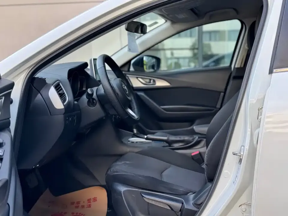 Mazda 3 Axela