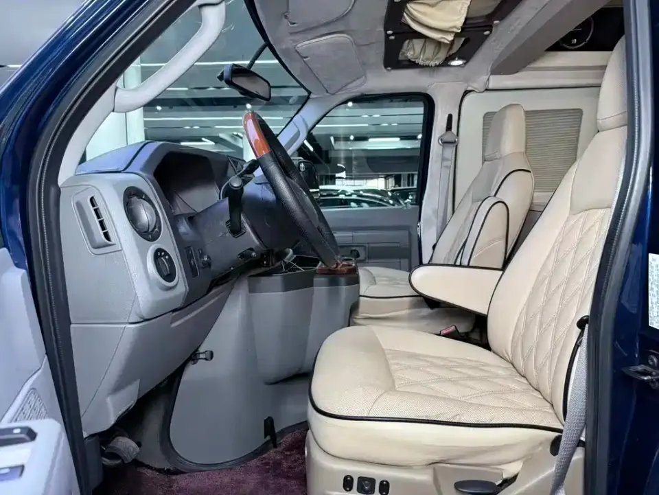 Ford E350