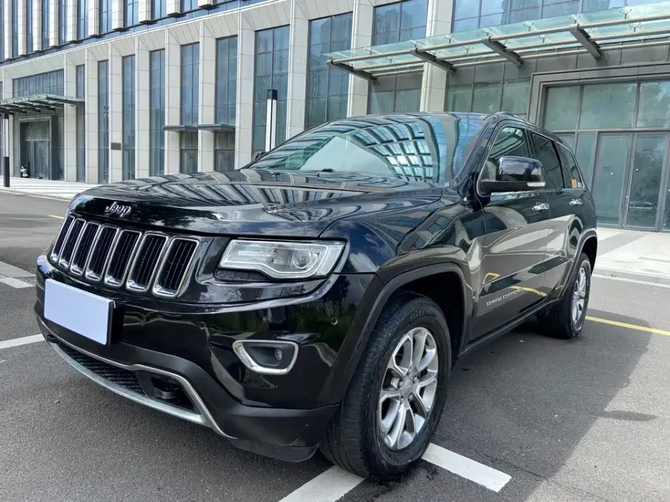 Jeep Grand Cherokee (Import)