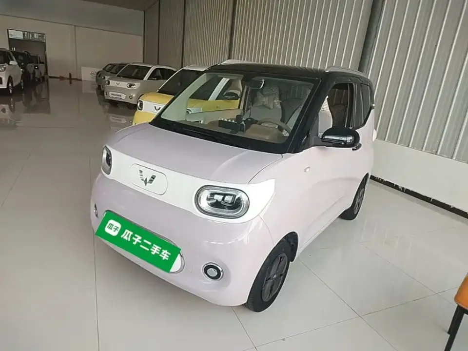 Wuling MINIEV