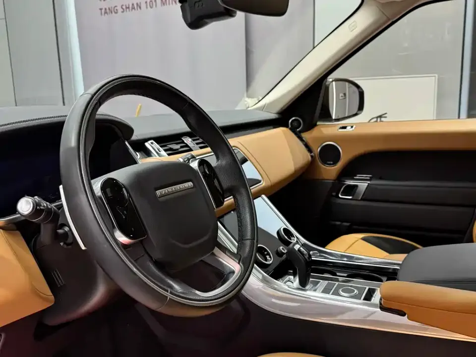 Land Rover Sport