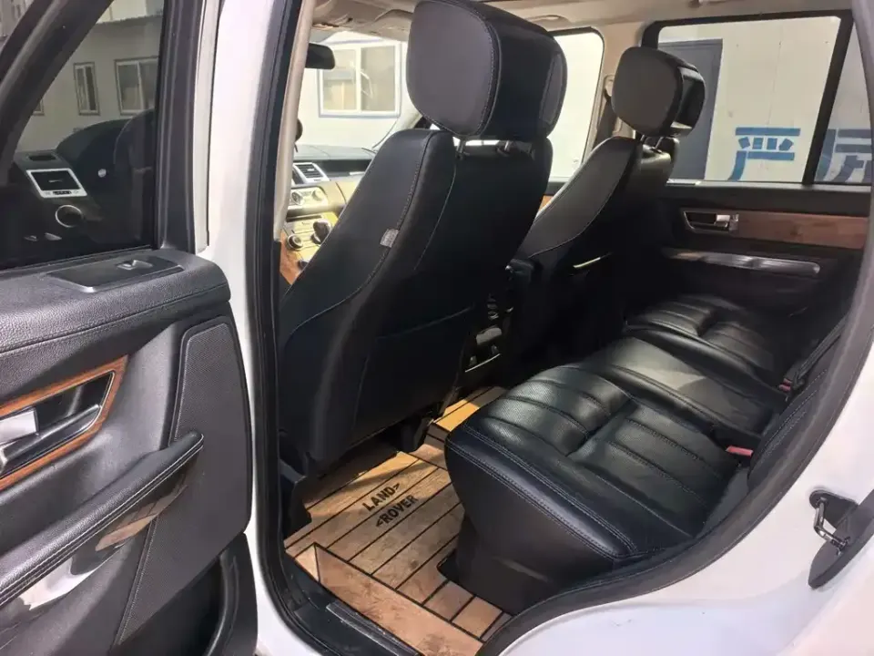 Land Rover Sport