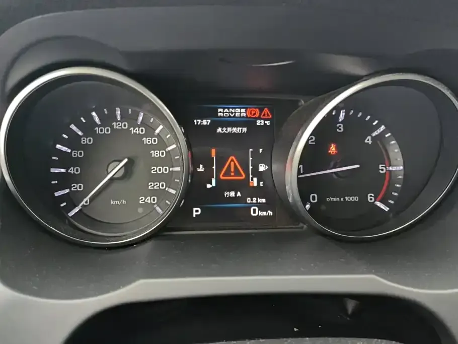 Land Rover Evoque (Import)