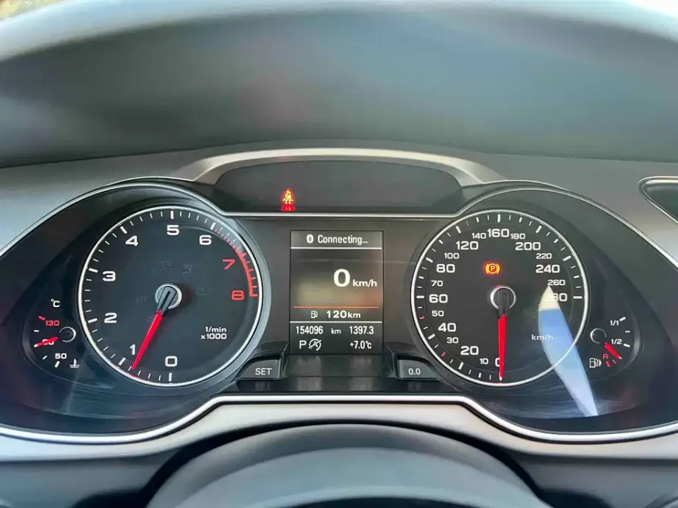 Audi A4 (Import)