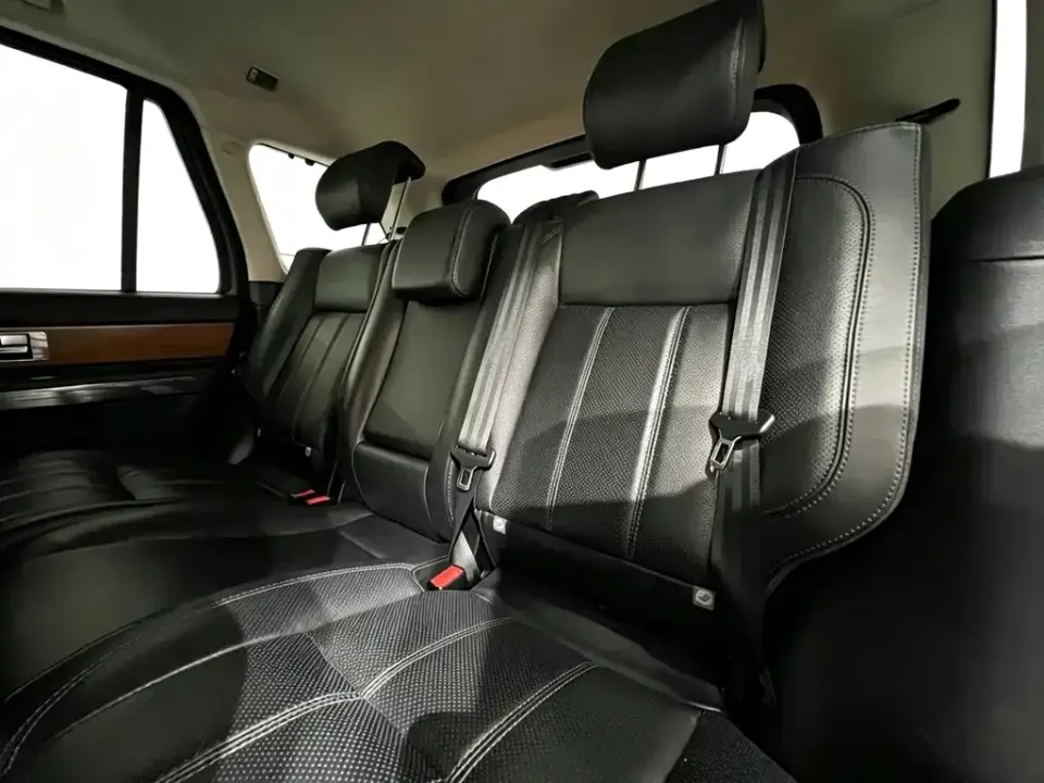 Land Rover Sport