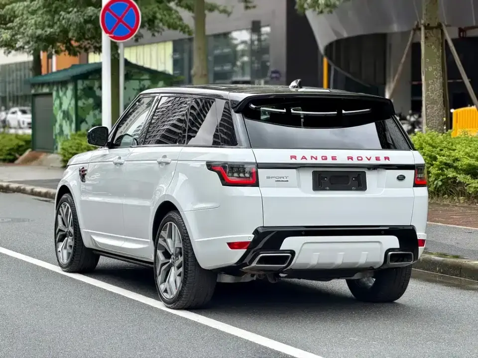 Land Rover Sport