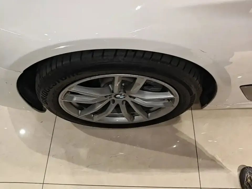 BMW 5 Series (Import)