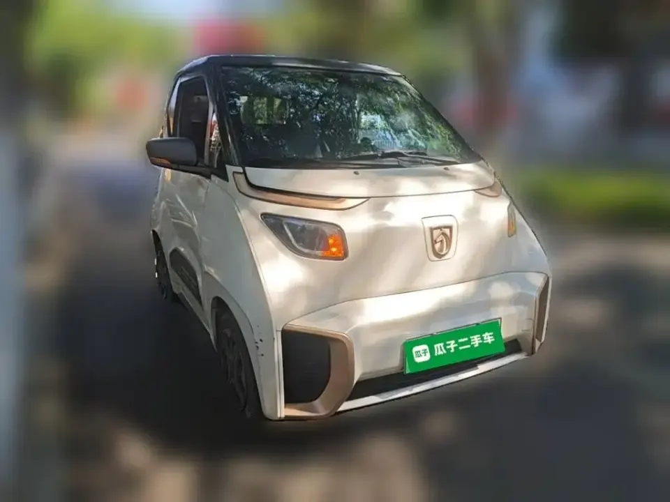 Baojun E200