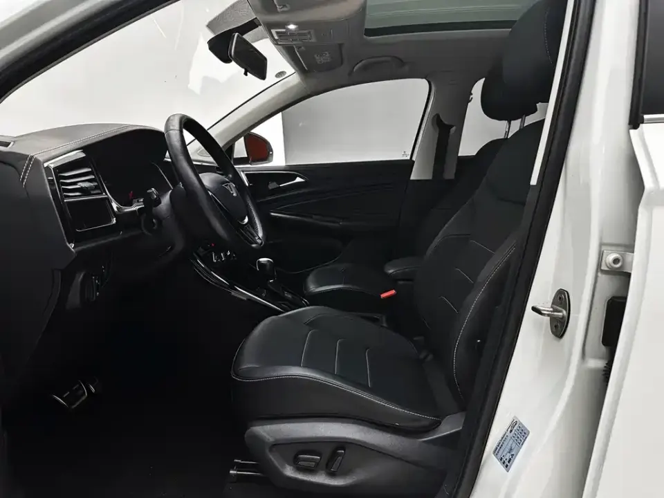 Jetta VS7