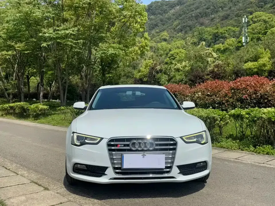 Audi A5 (Import)