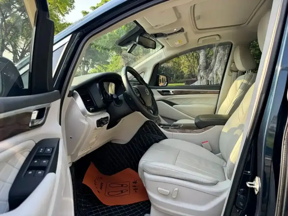 GAC Trumpchi M8