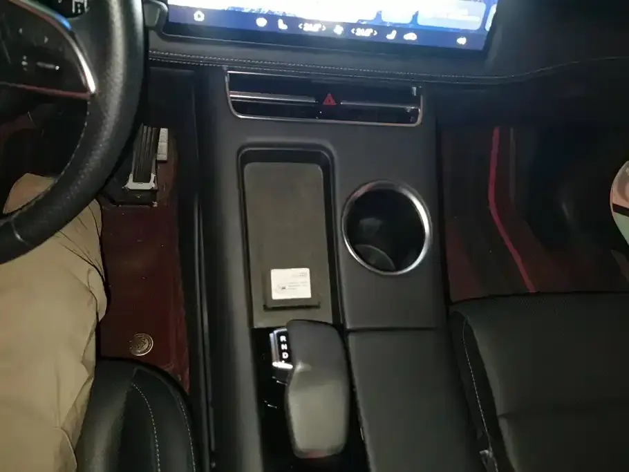 AITO AITO M5