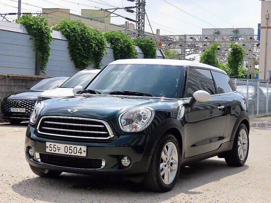 MINI Paceman