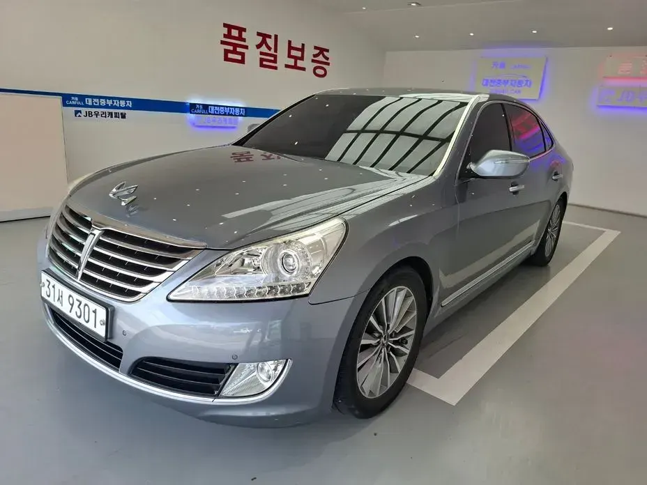 Hyundai Equus