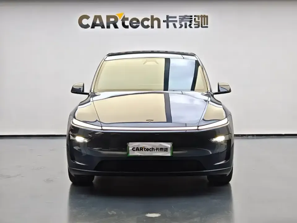 Tesla Model Y L