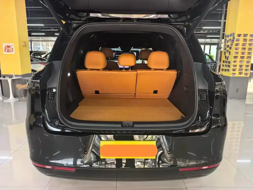 IM Motors IM LS8