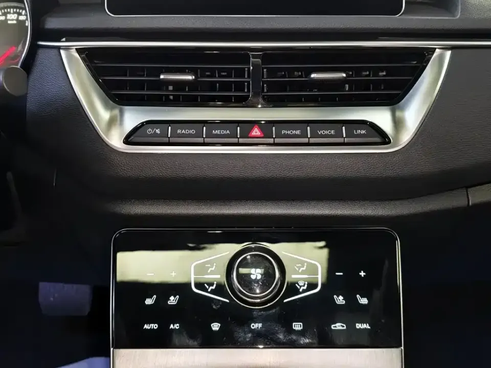 Hongqi Hongqi H5