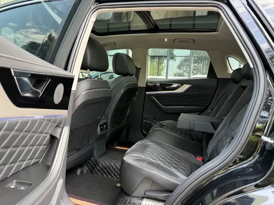 Hongqi Hongqi HS5