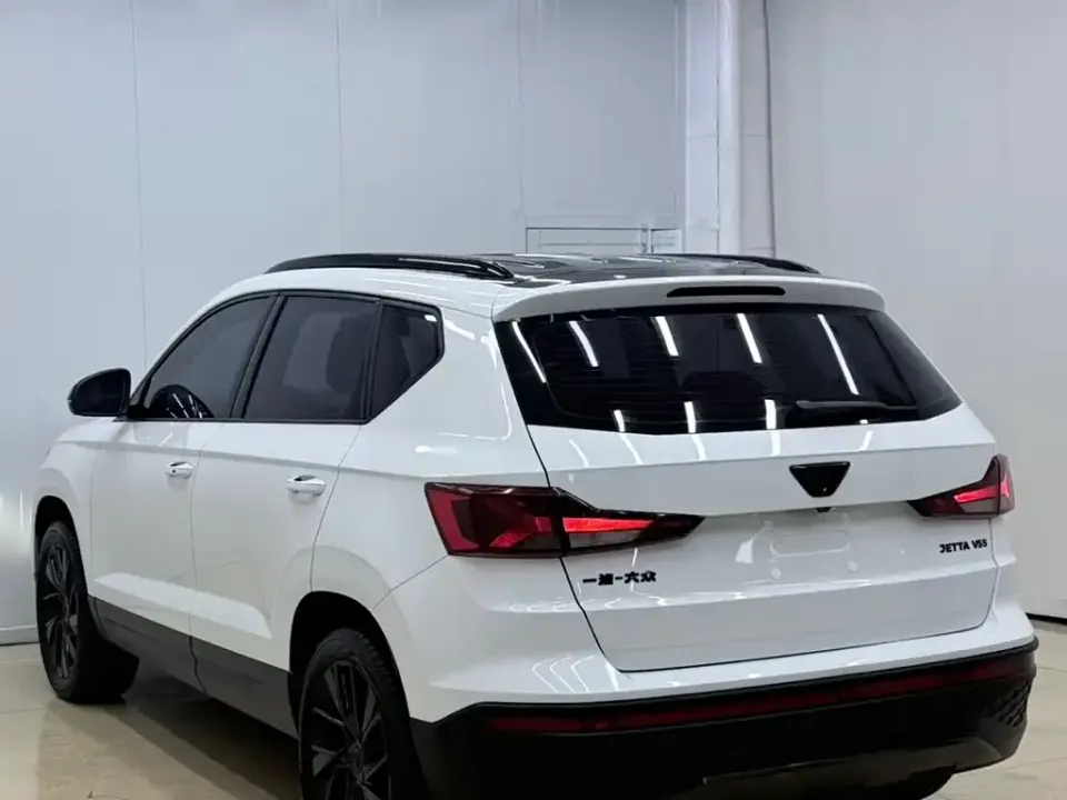 Jetta VS5