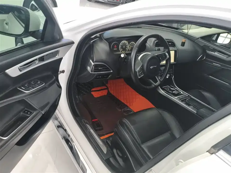 Jaguar XEL