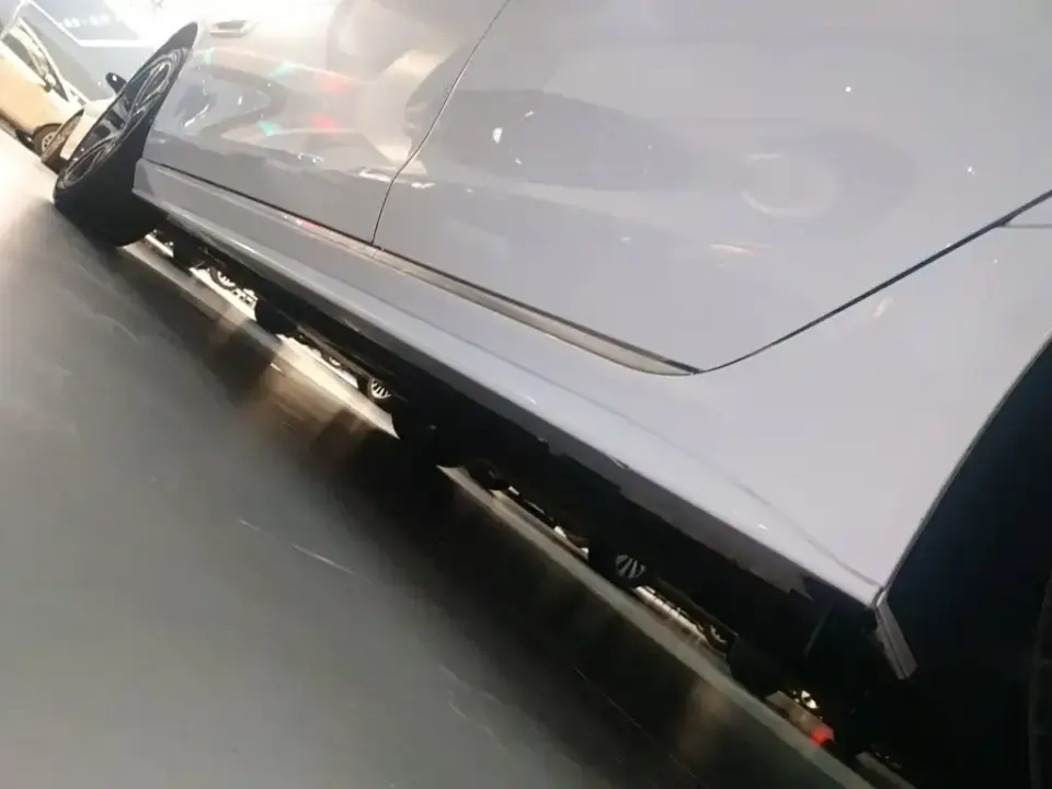 Jaguar XEL