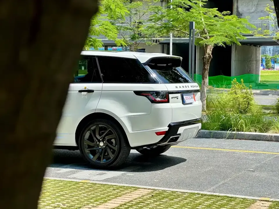 Land Rover Sport