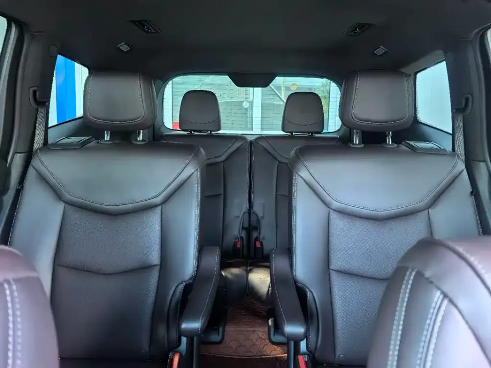 Cadillac XT6