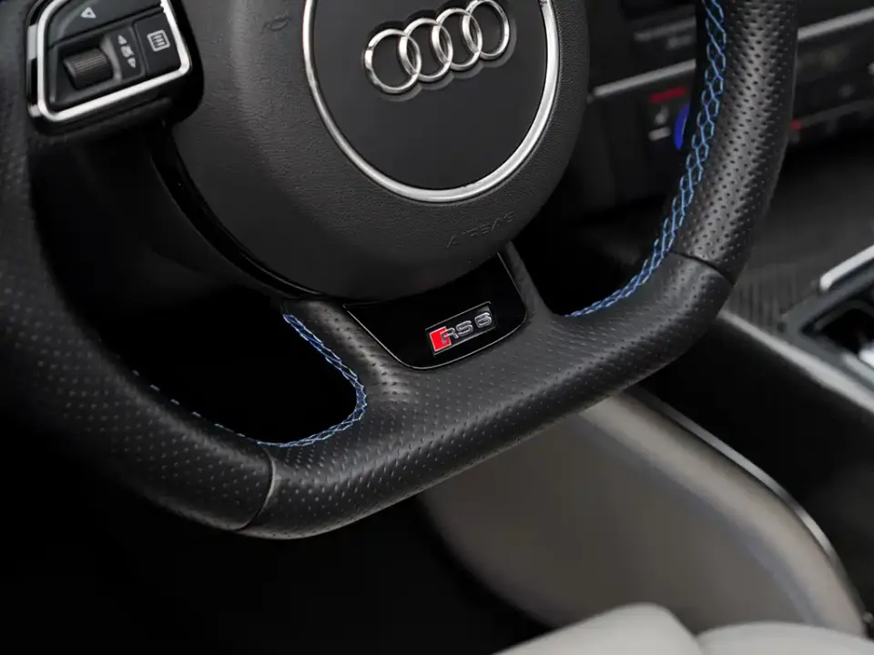 Audi RS 6
