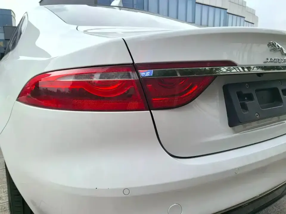Jaguar XFL